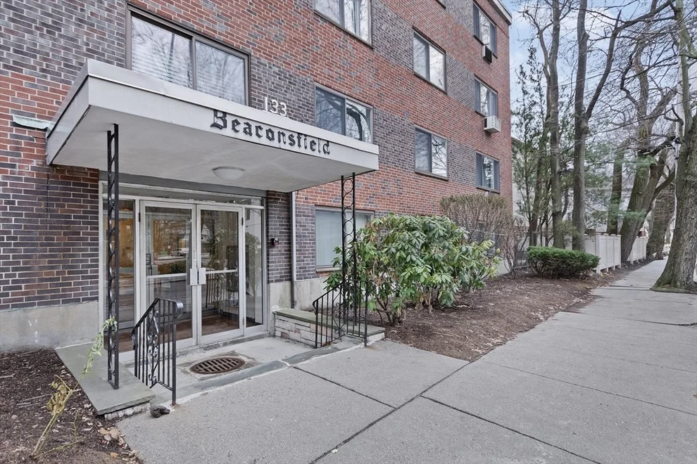Unit for sale at 133 Beaconsfield Rd, Brookline, MA 02445