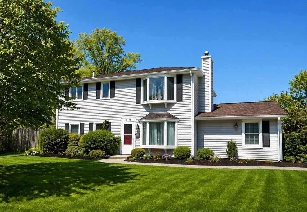 Unit for sale at 139 Keswick Rd, Brockton, MA 02302