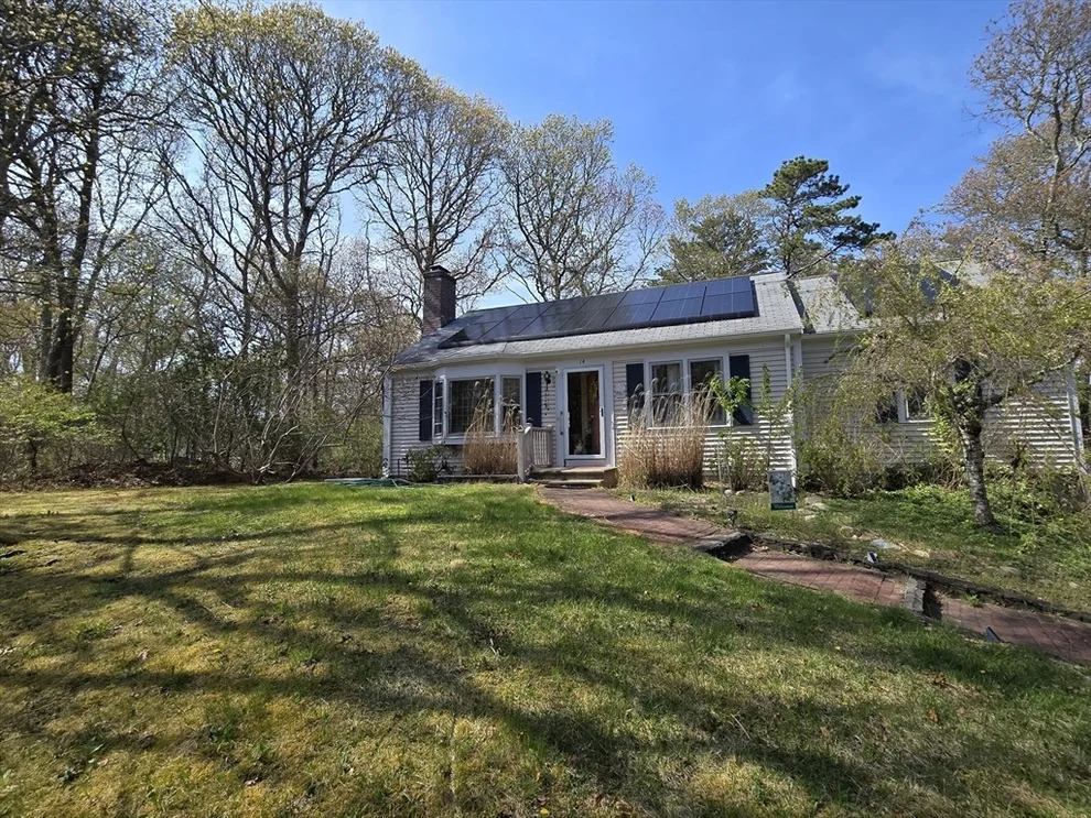 Unit for sale at 14 Many Oaks Cir, Yarmouth, MA 02675