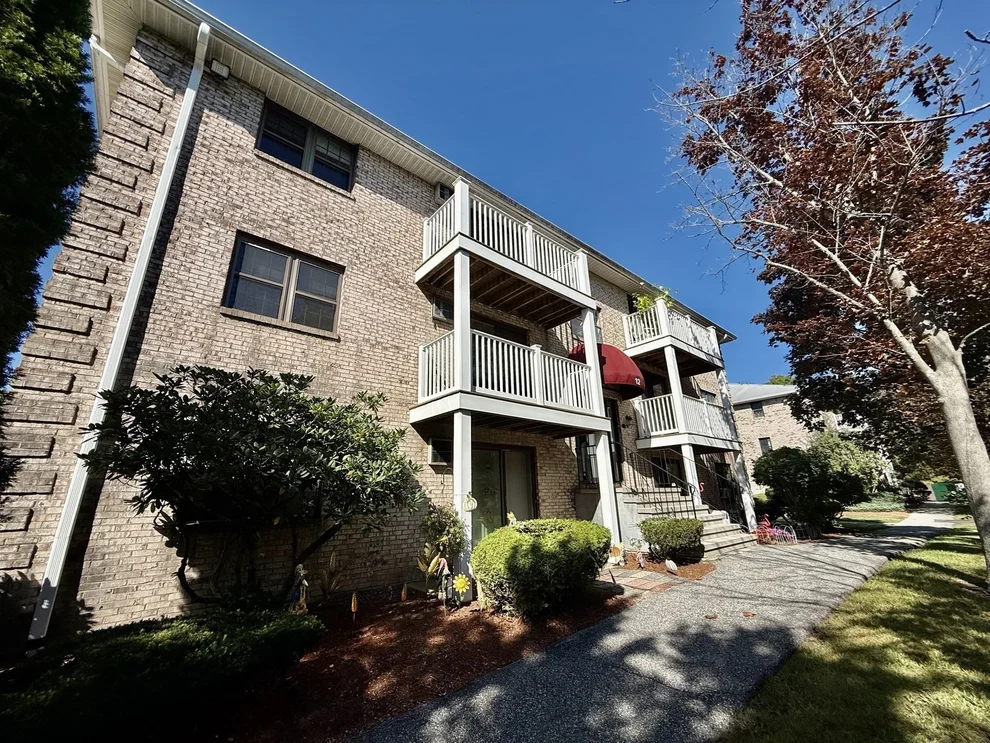 Unit for sale at 12 Kenmar Drive, Billerica, MA 01821