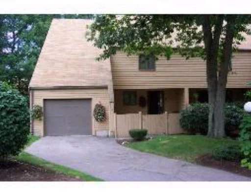 Unit for sale at 18 Bancroft Common, Franklin, MA 02038