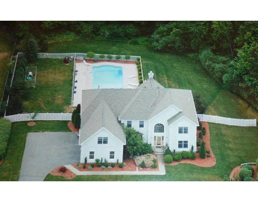 Unit for sale at 50 Thoreau Rd, Canton, MA 02021