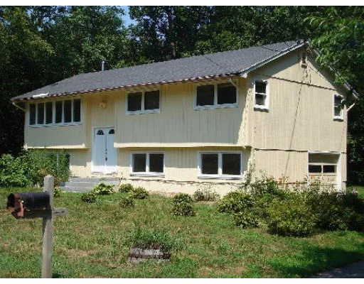 Unit for sale at 1004 North Street Ext, Agawam, MA 01001