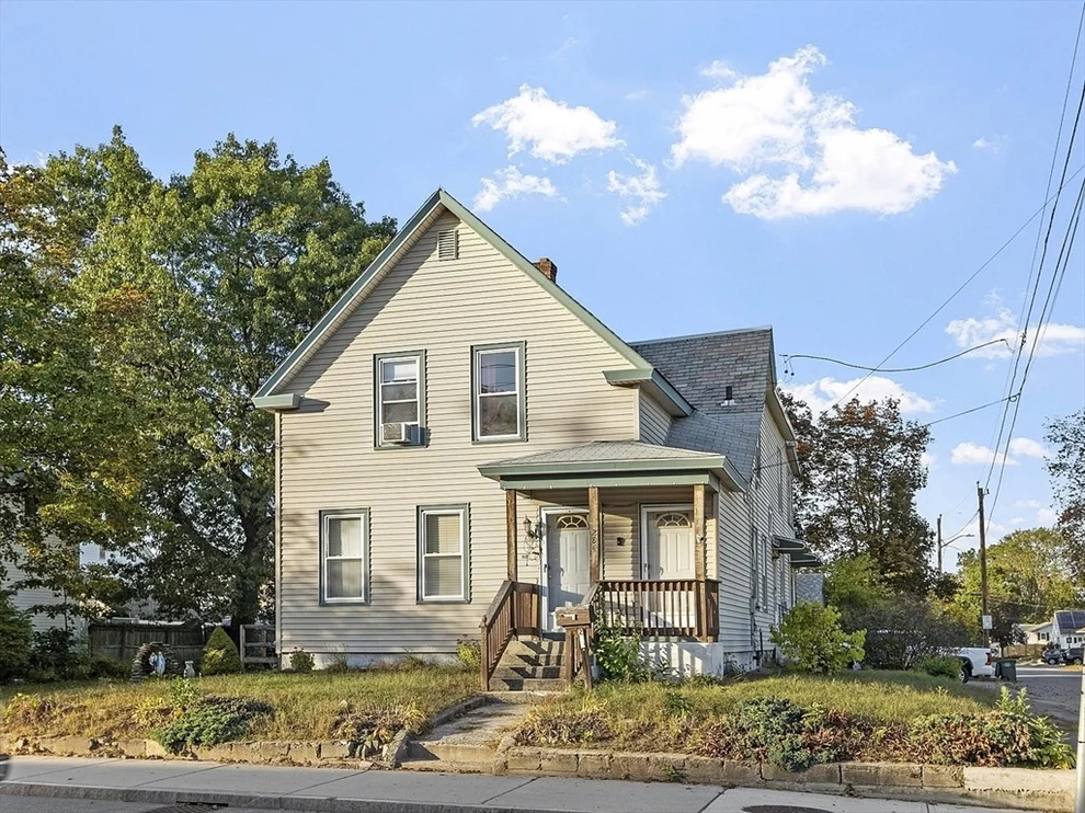 Unit for sale at 284 Mechanic St, Leominster, MA 01453