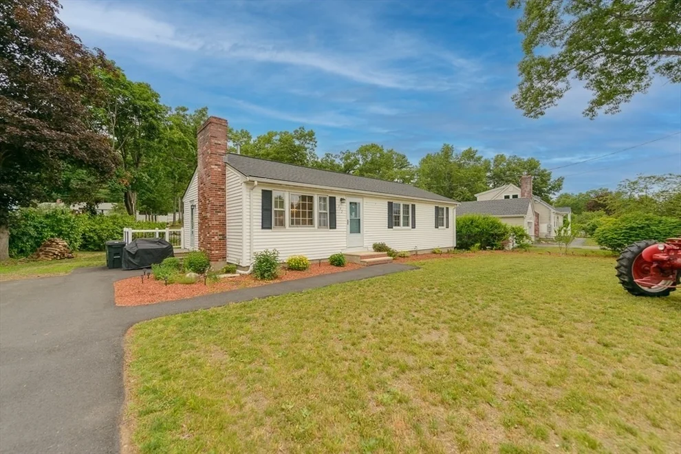 Unit for sale at 132 Oak Ridge Dr, Ayer, MA 01432