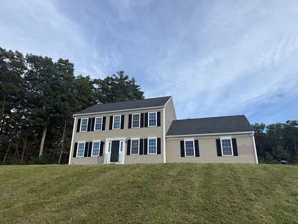Unit for sale at 65 Victoria Lane, Templeton, MA 01468