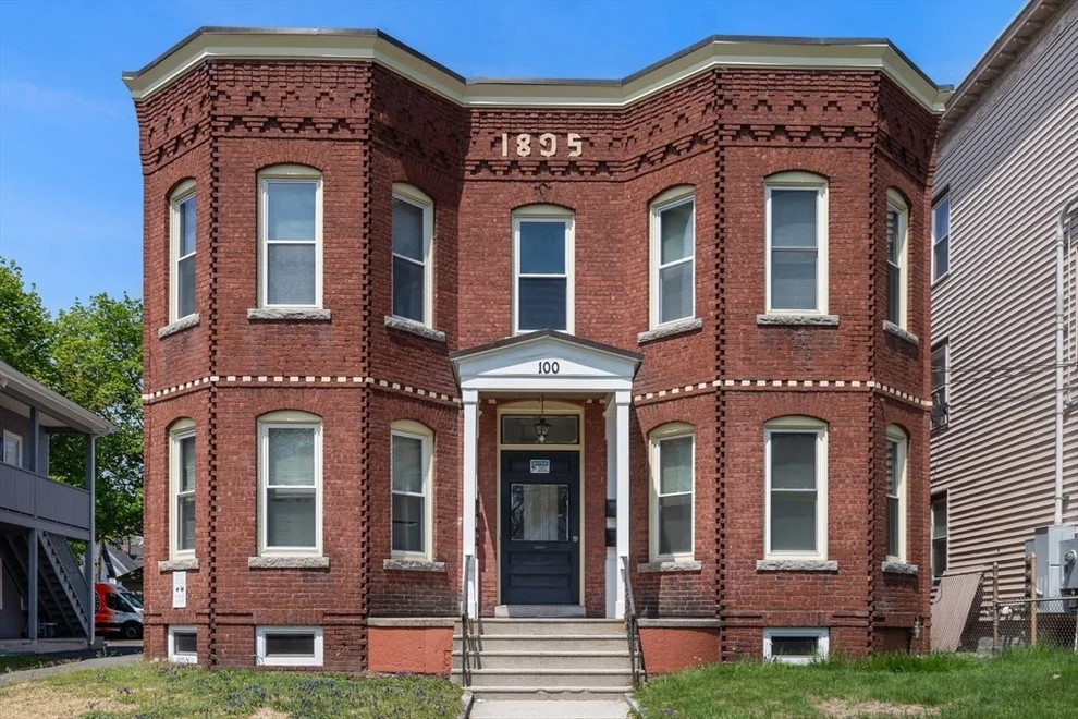 Unit for sale at 100 Fourth Avenue, Lowell, MA 01854