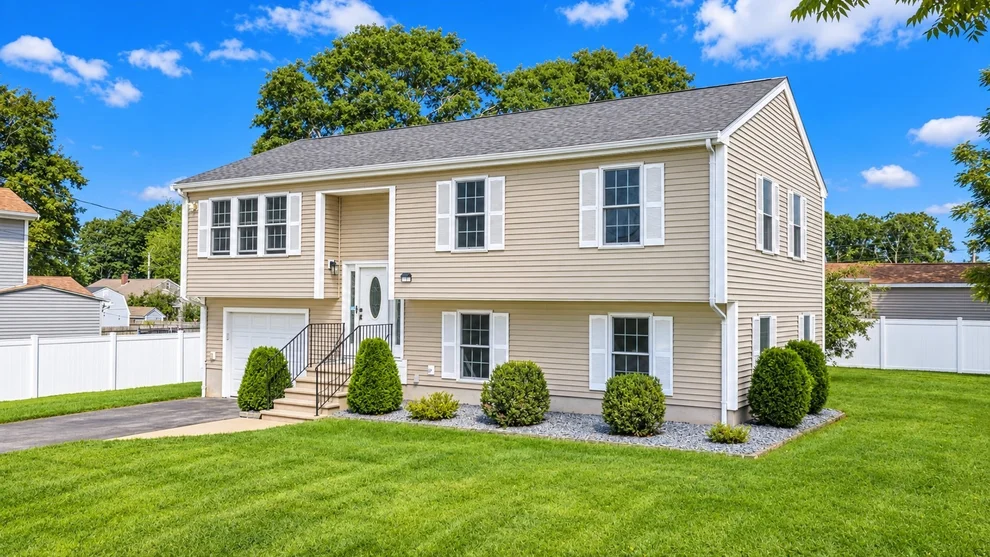 Unit for sale at 7 Vincent St., Dartmouth, MA 02747