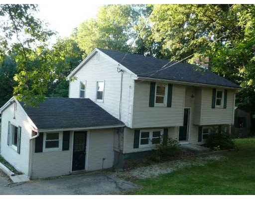 Unit for sale at 41 Stafford St, Charlton, MA 01507