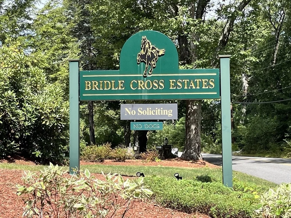 Unit for sale at 16 Quarter Horse Lane, Fitchburg, MA 01420