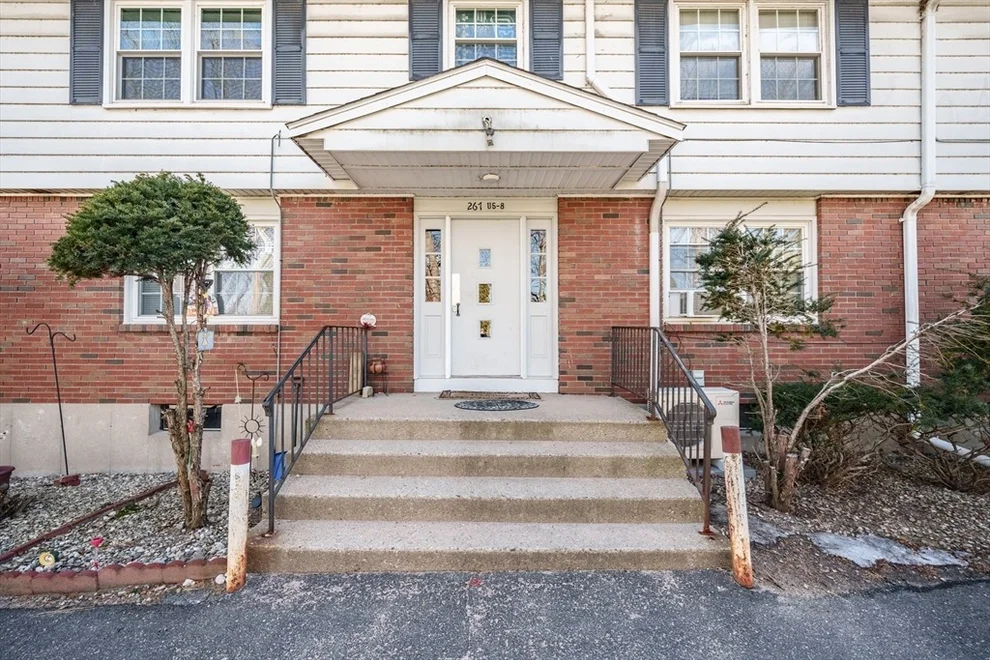 Unit for sale at 267 Chicopee St, Chicopee, MA 01013