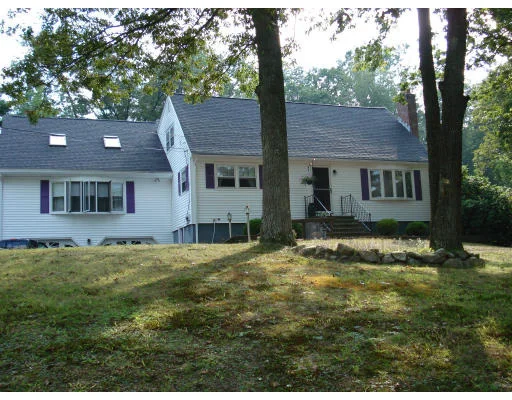 Unit for sale at 13 Westgate Rd, Billerica, MA 01862