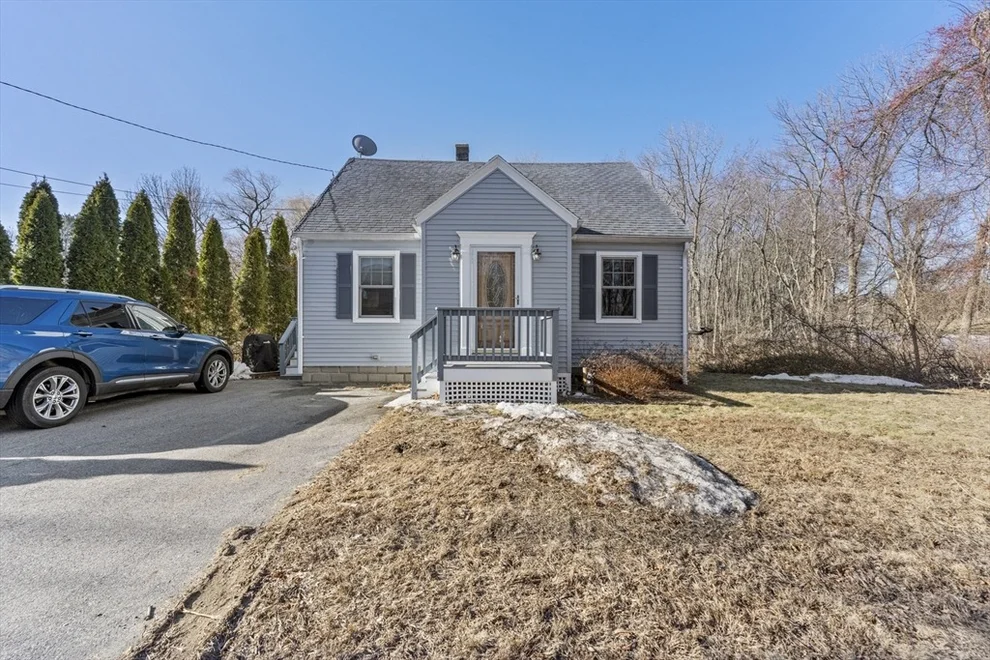 Unit for sale at 622 Hilldale Avenue, Haverhill, MA 01832