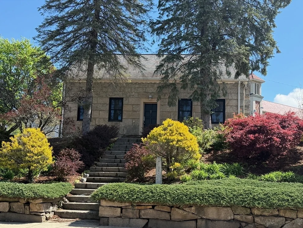 Unit for sale at 2294 Providence Rd, Northbridge, MA 01534