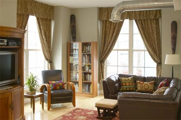 Unit for sale at 27 Osgood St, Somerville, MA 02143