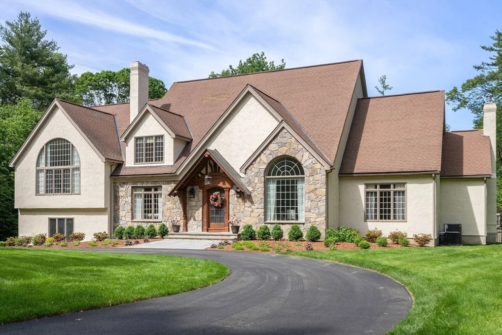 Unit for sale at 37 Greystone Lane, Sudbury, MA 01776