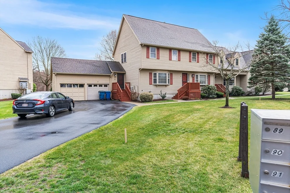 Unit for sale at 89 Quail Run, Tewksbury, MA 01876