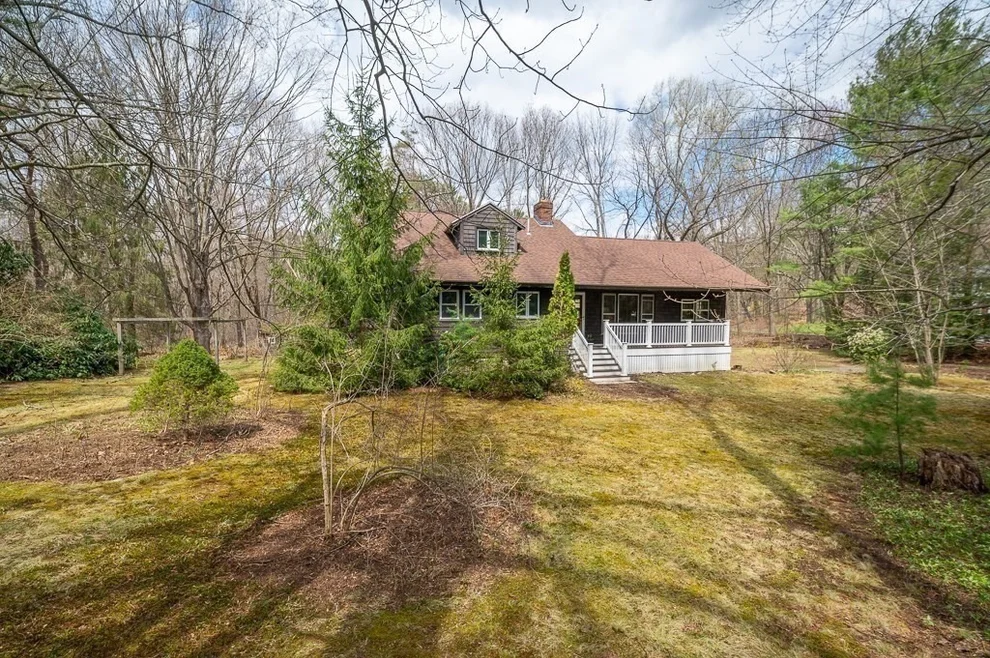 Unit for sale at 140 Gardner Street, Hamilton, MA 01982