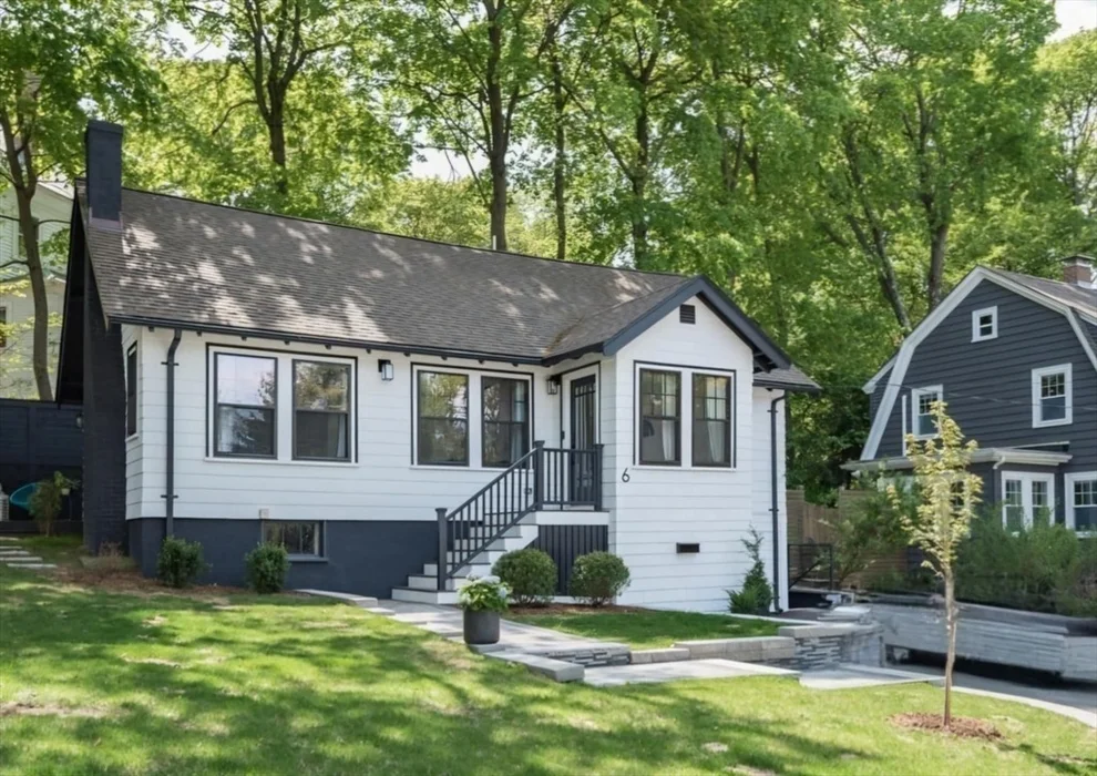 Unit for sale at 6 Jason Ct, Arlington, MA 02476