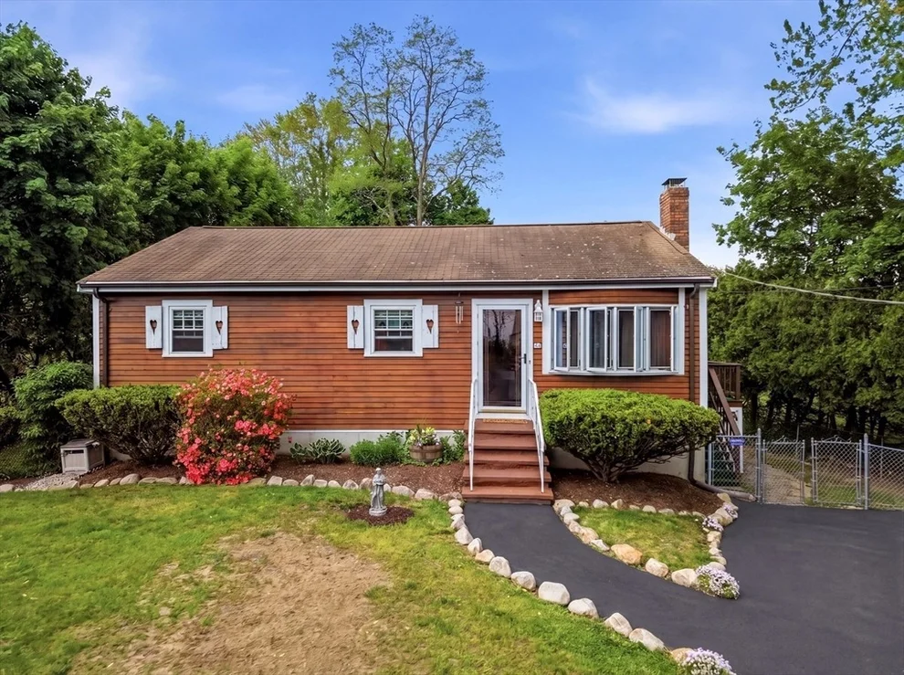 Unit for sale at 33 Quincy St, Holbrook, MA 02343