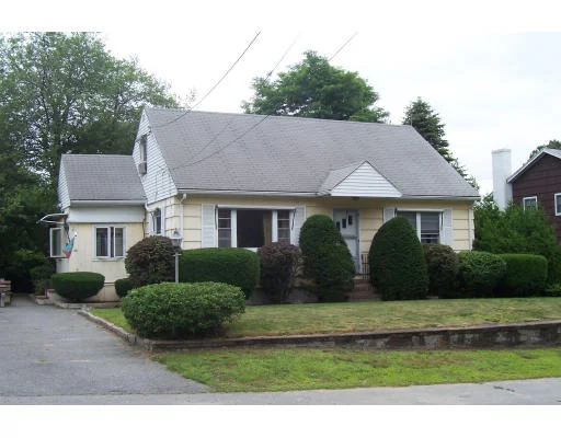 Unit for sale at 101 Rockingham Ave., Lowell, MA 01851
