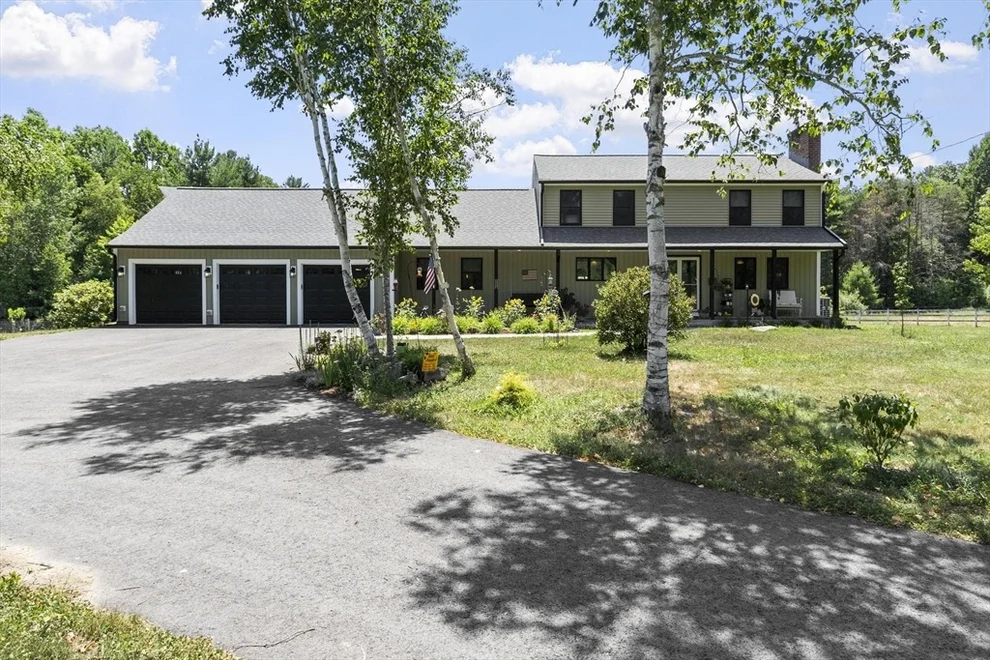 Unit for sale at 467 Loring Road, Barre, MA 01005