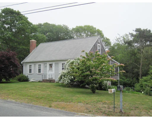 Unit for sale at 11 Cardinal Ln, Yarmouth, MA 02673