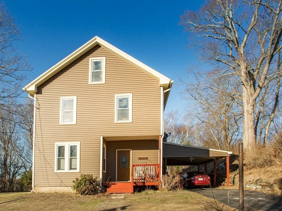 Unit for sale at 93 East Rd, Warren, MA 01083
