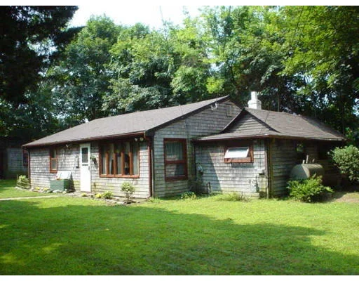 Unit for sale at 7 Fairmount, Bristol, RI 02809