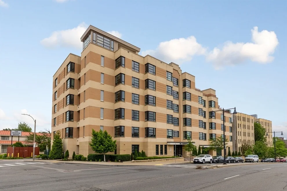Unit for sale at 1650 Commonwealth Ave, Boston, MA 02135