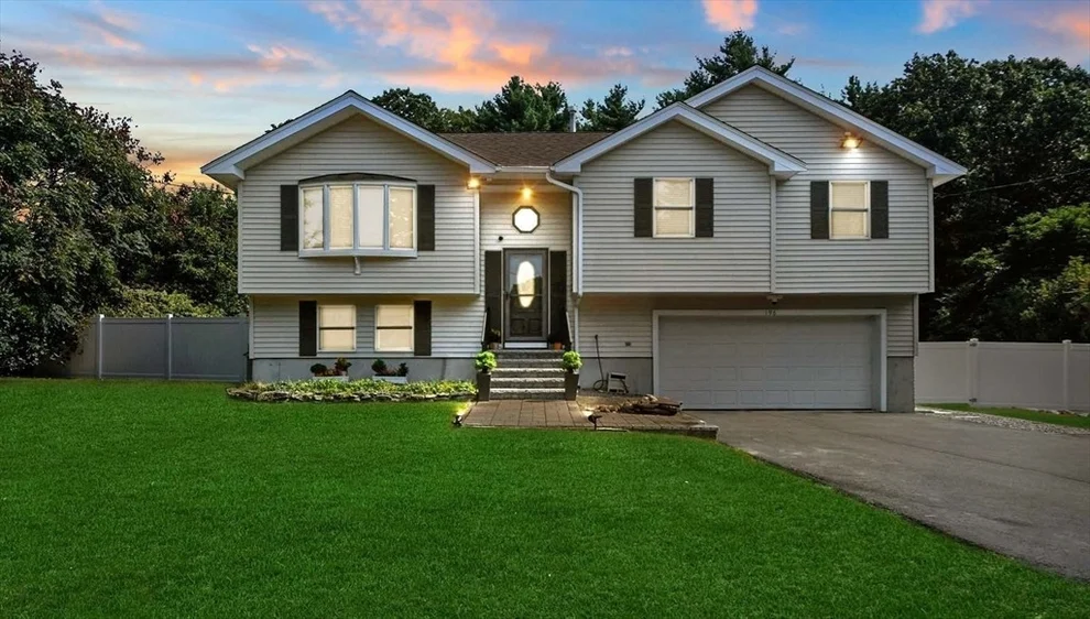 Unit for sale at 196 Sycamore Street, Holbrook, MA 02343