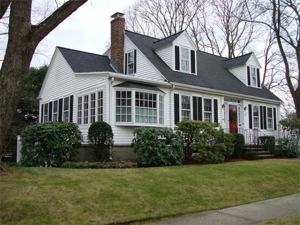 Unit for sale at 118 Claflin St, Belmont, MA 02478
