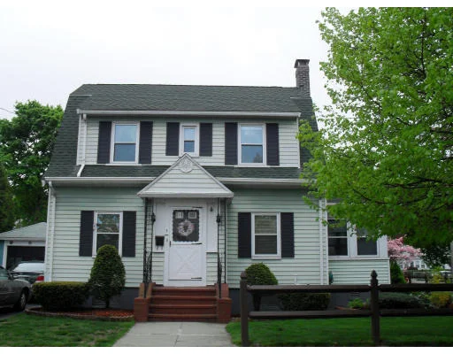 Unit for sale at 3 Williams St, Quincy, MA 02171