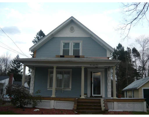 Unit for sale at 483 Pleasant St, Weymouth, MA 02190