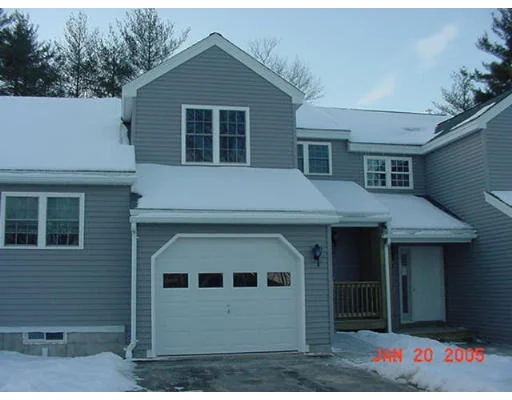 Unit for sale at 33 Bridle Cross, Fitchburg, MA 01420