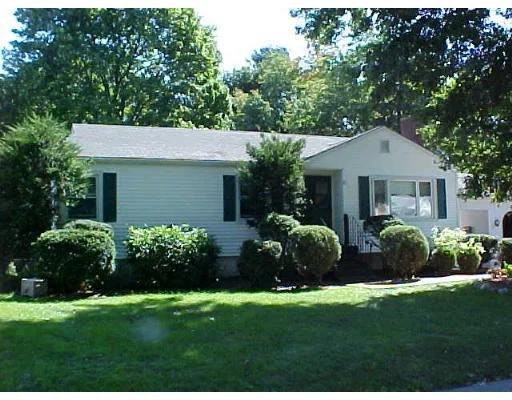 Unit for sale at 31 Bruce Ave, Shrewsbury, MA 01545