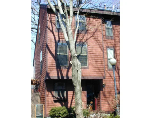 Unit for sale at 5 Lilac Ct, Cambridge, MA 02141