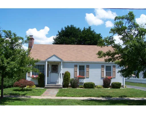 Unit for sale at 108 Pine  Street, West Springfield, MA 01089