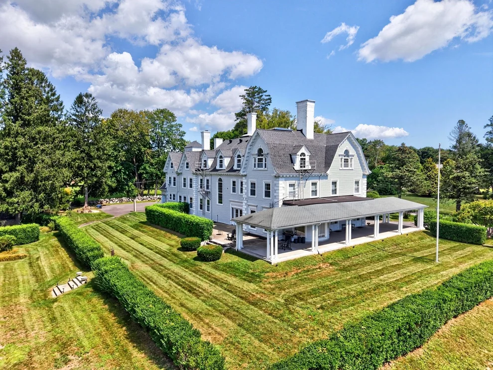Unit for sale at 824 Tucker Rd, Dartmouth, MA 02747