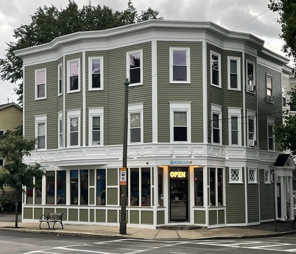Unit for sale at 293 Cypress St, Brookline, MA 02445