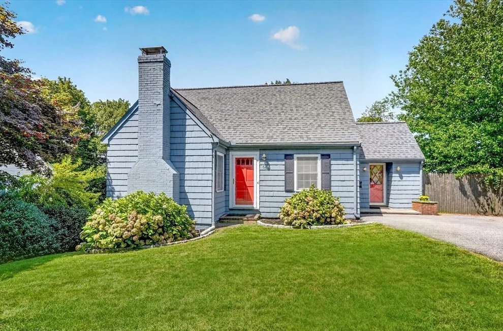 Unit for sale at 66 Stillman Rd, Melrose, MA 02176