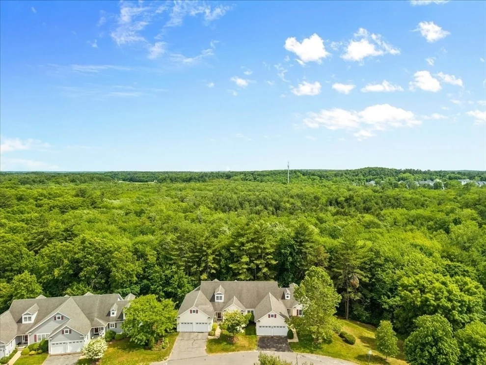 Unit for sale at 2 Bogey Way, Lakeville, MA 02347