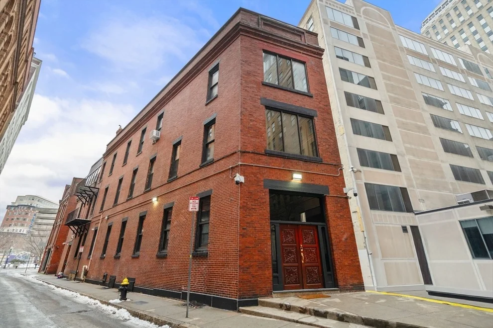 Unit for sale at 19 Stanhope St, Boston, MA 02116