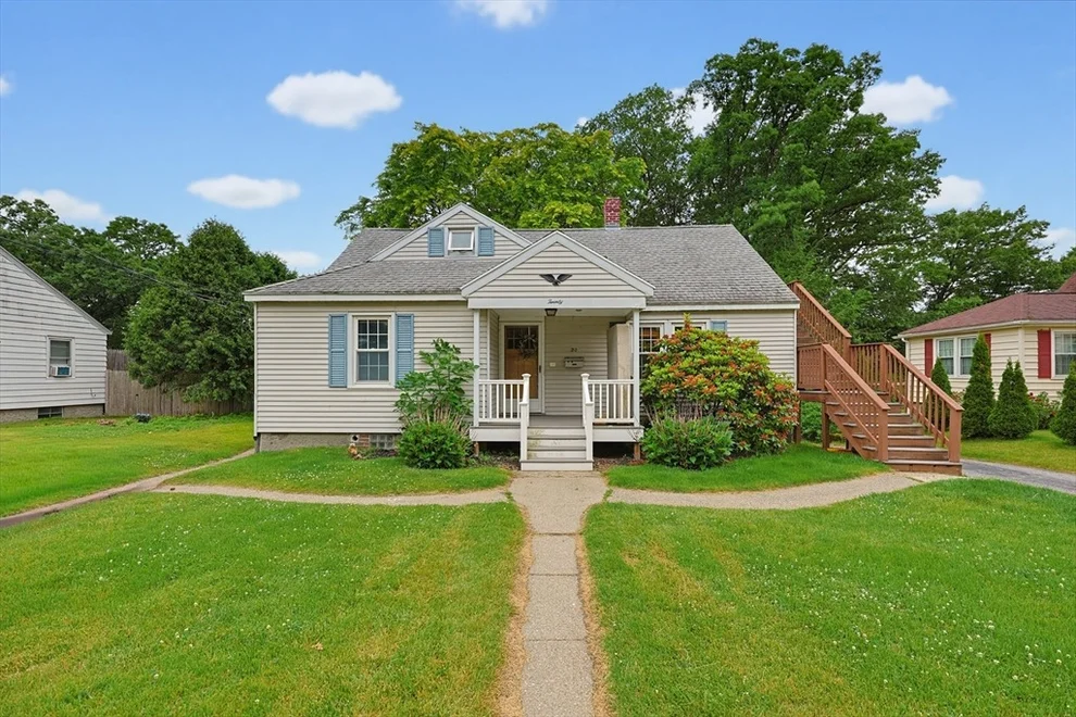 Unit for sale at 20 Pinehurst Ave, Auburn, MA 01501