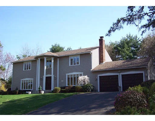 Unit for sale at 568 Pinewood Dr, Longmeadow, MA 01106