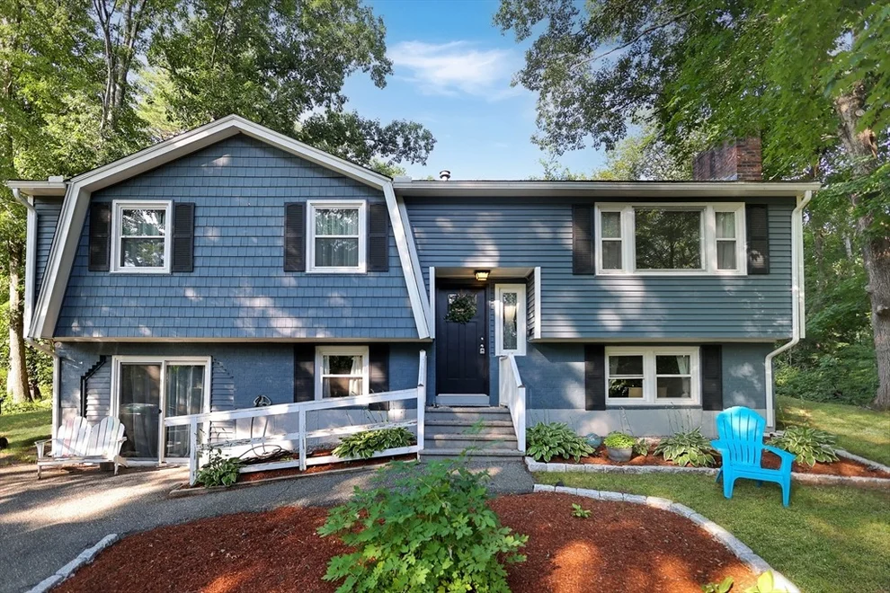 Unit for sale at 40 Kim Kris Lane, Dracut, MA 01826