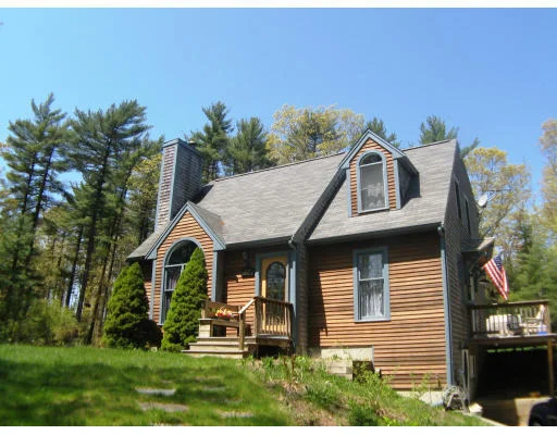 Unit for sale at 421 Elm St, Kingston, MA 02364