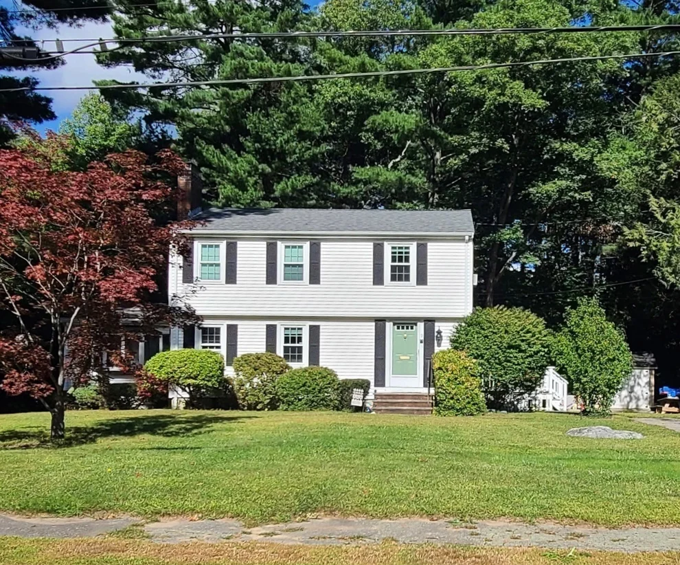 Unit for sale at 9 Joal Ave, Walpole, MA 02081