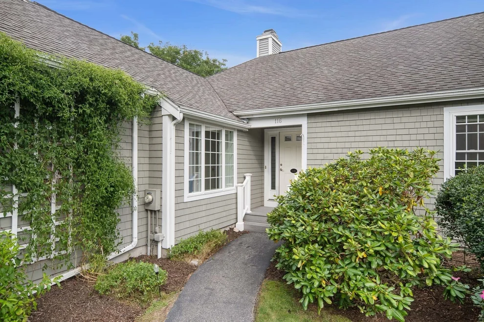 Unit for sale at 116 Thistle Patch Way, Hingham, MA 02043