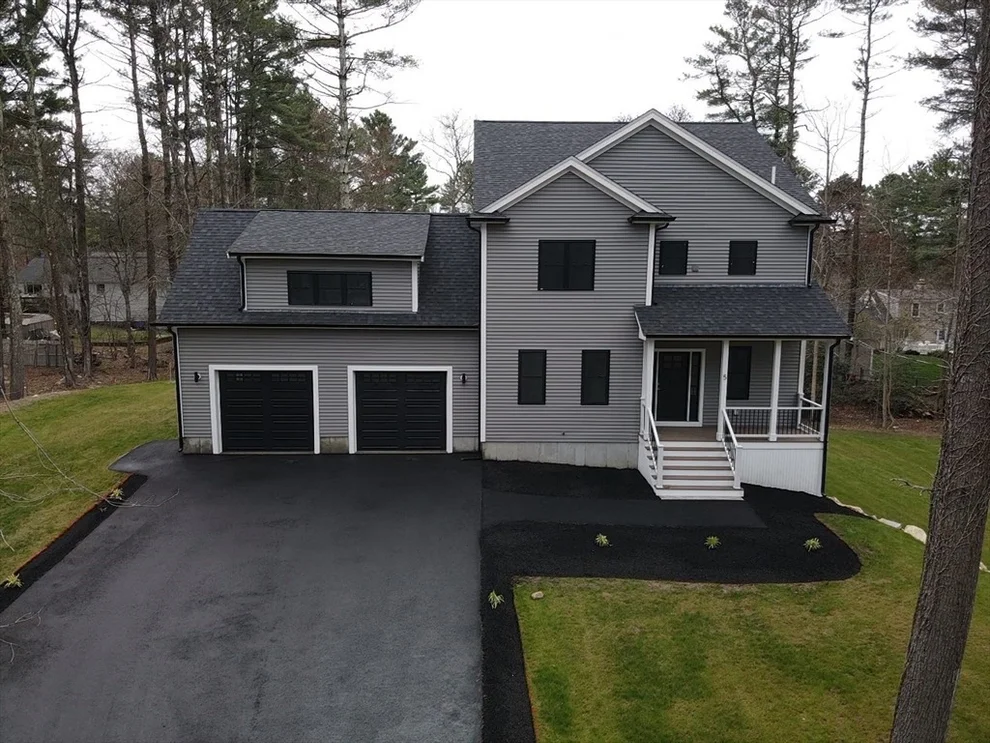 Unit for sale at 5 Hiawatha Way, Mattapoisett, MA 02739